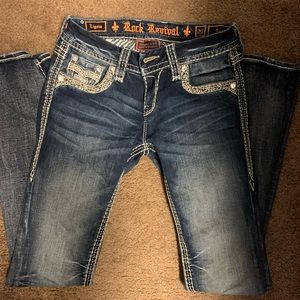 Rock Revival Legeia.